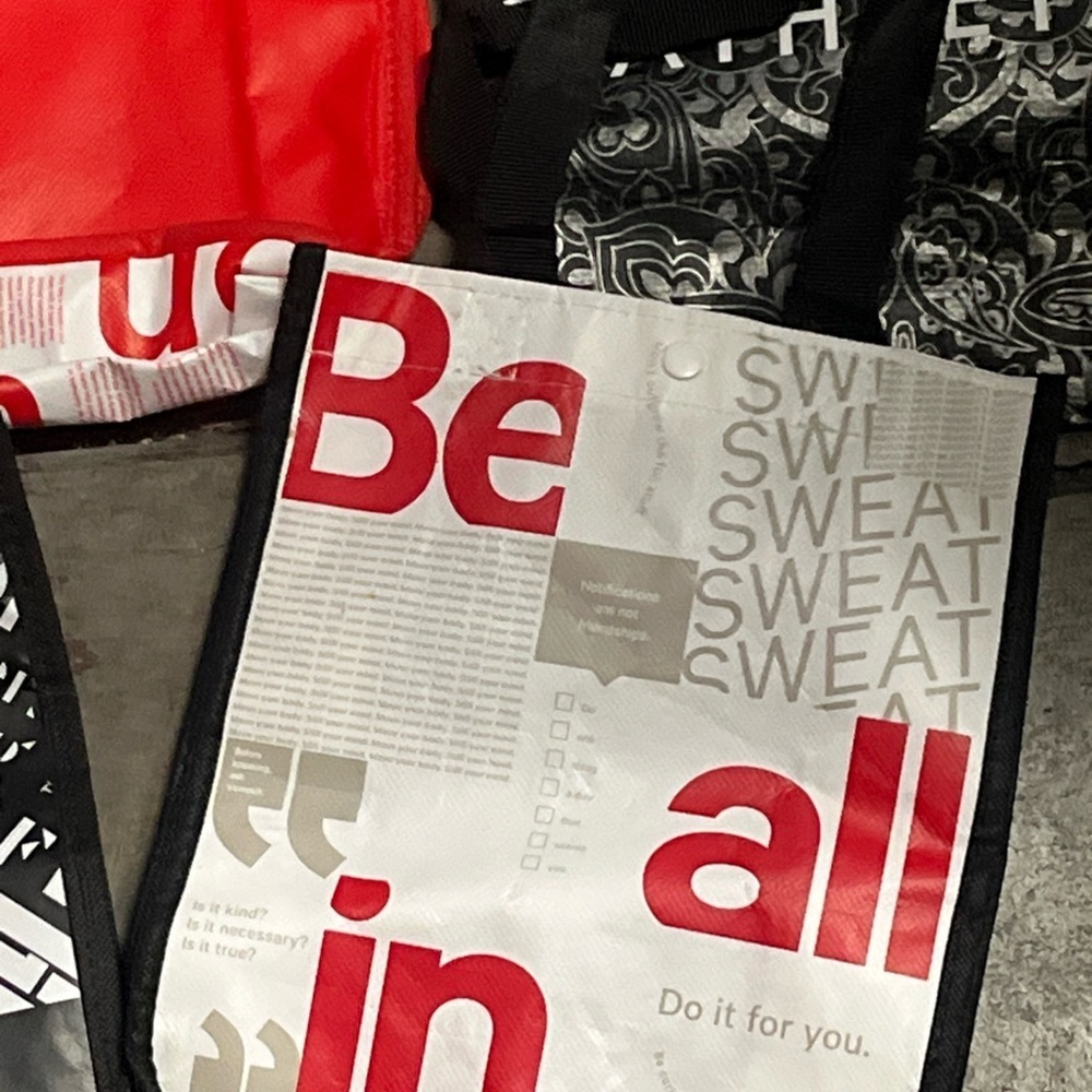Lululemon Reusable Shopping Gift Bag Small Tote Lot 5 - Picture 4 of 4